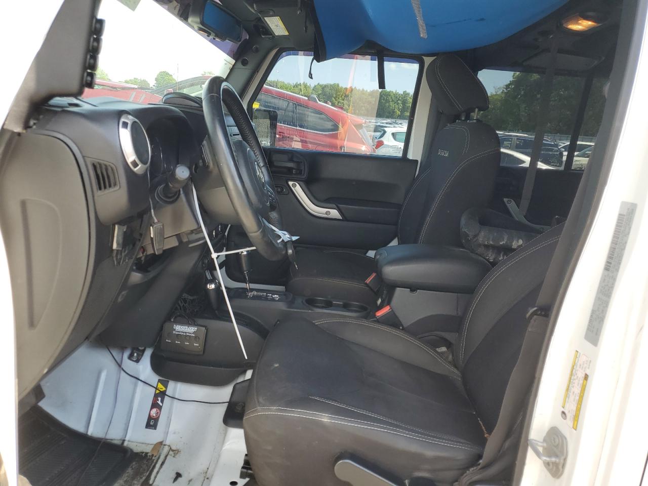 1C4BJWEG9GL227288 2016 Jeep Wrangler Unlimited Sahara