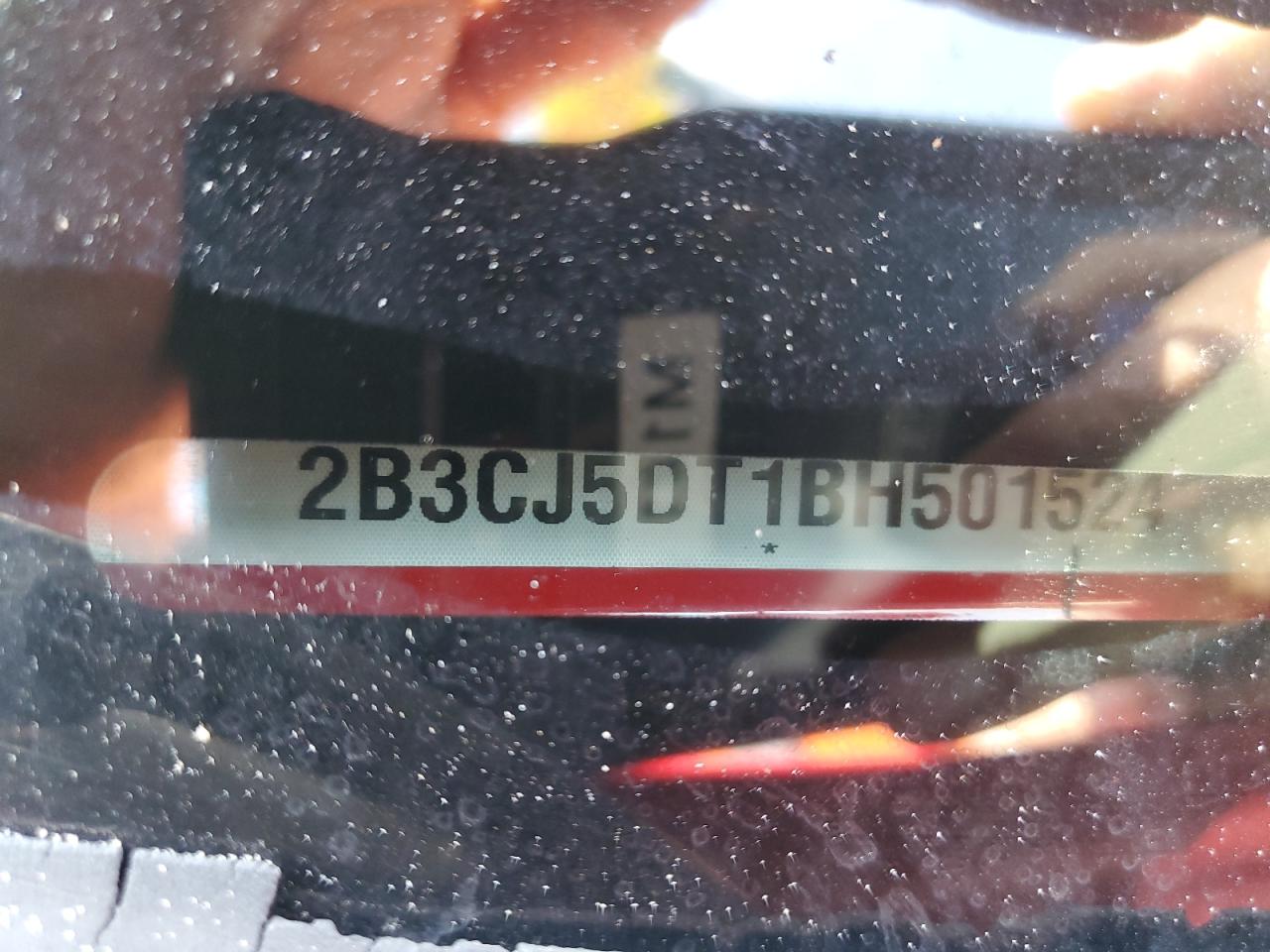 2B3CJ5DT1BH501524 2011 Dodge Challenger R/T