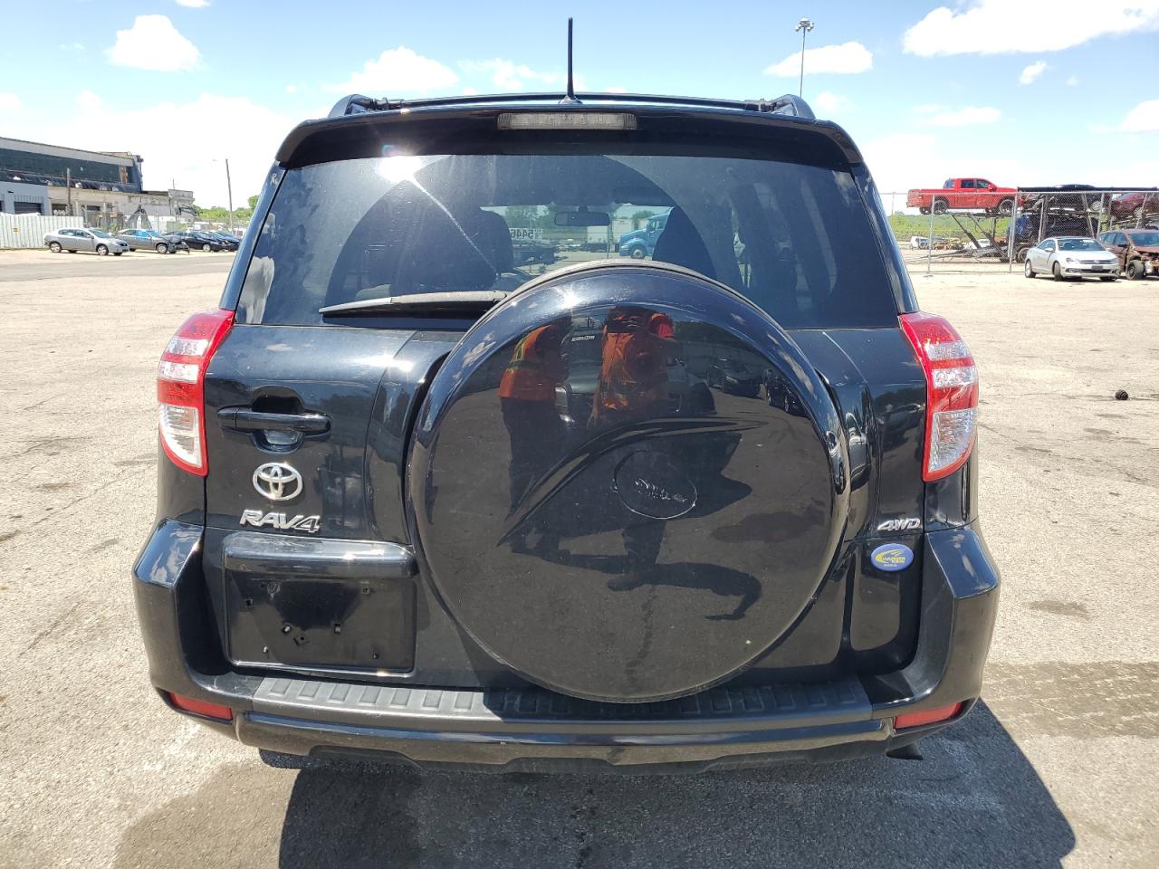 2T3BF4DV2BW164921 2011 Toyota Rav4