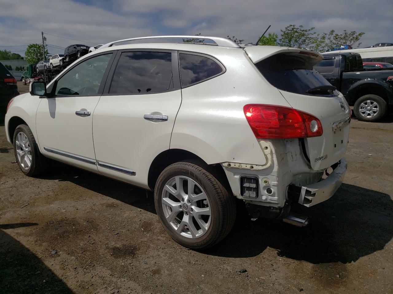 JN8AS5MV7DW645088 2013 Nissan Rogue S