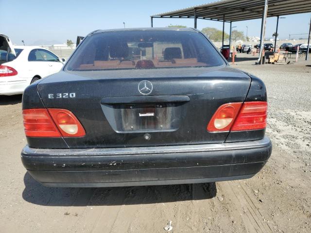 1998 Mercedes-Benz E 320 VIN: WDBJF65F1WA655434 Lot: 57140514