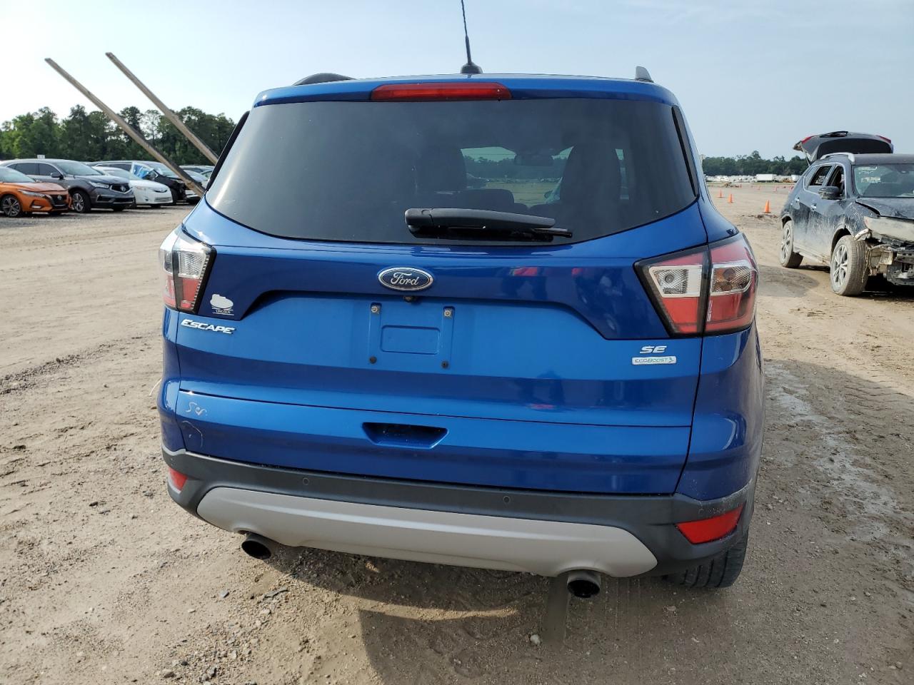 1FMCU0G90HUE23523 2017 Ford Escape Se