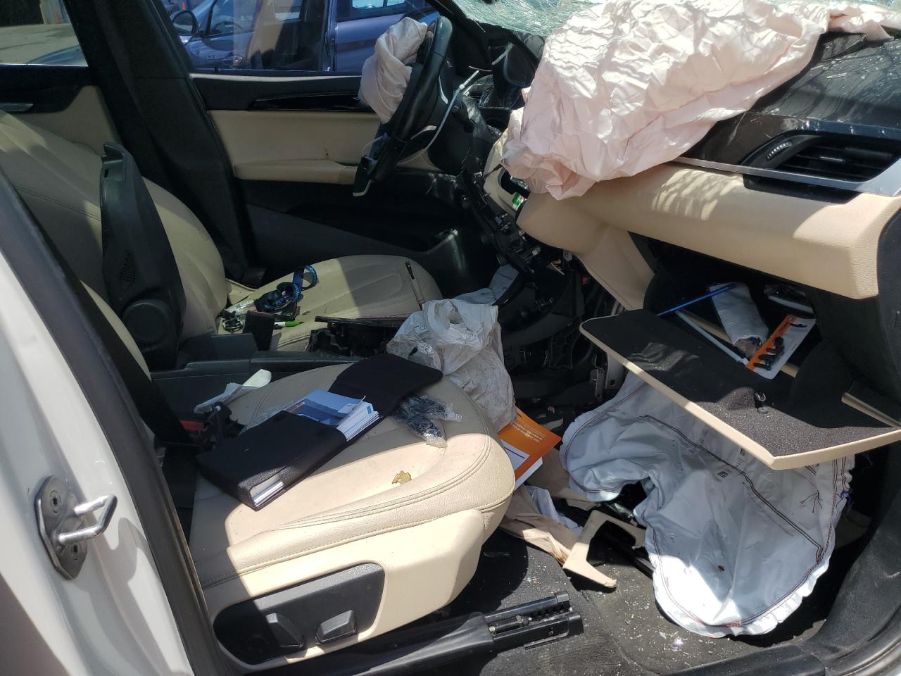 WBXHT3Z30H4A65689 2017 BMW X1 xDrive28I