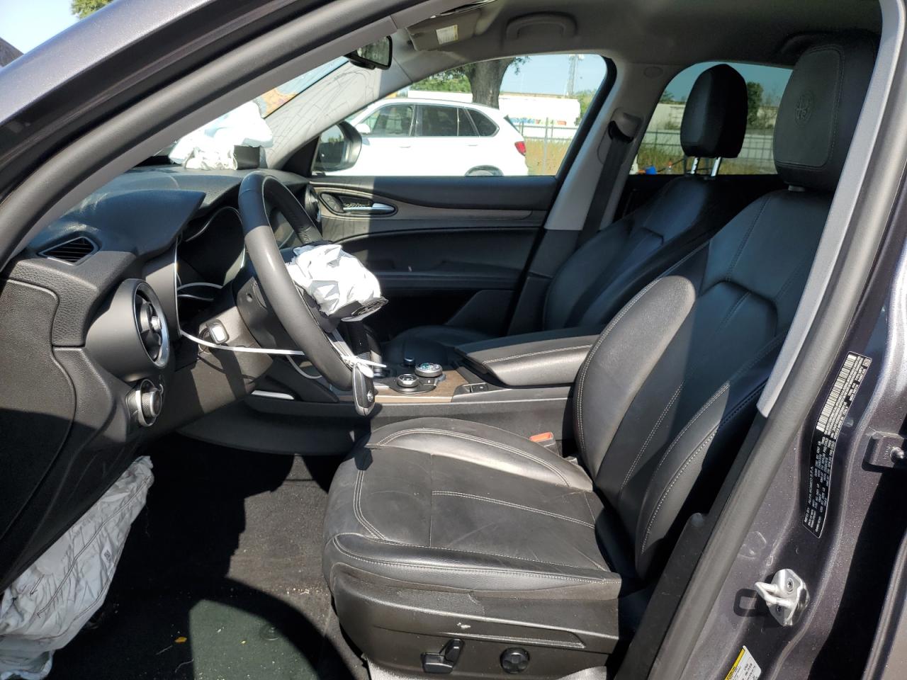 ZASFAKBN9J7B60115 2018 Alfa Romeo Stelvio Ti