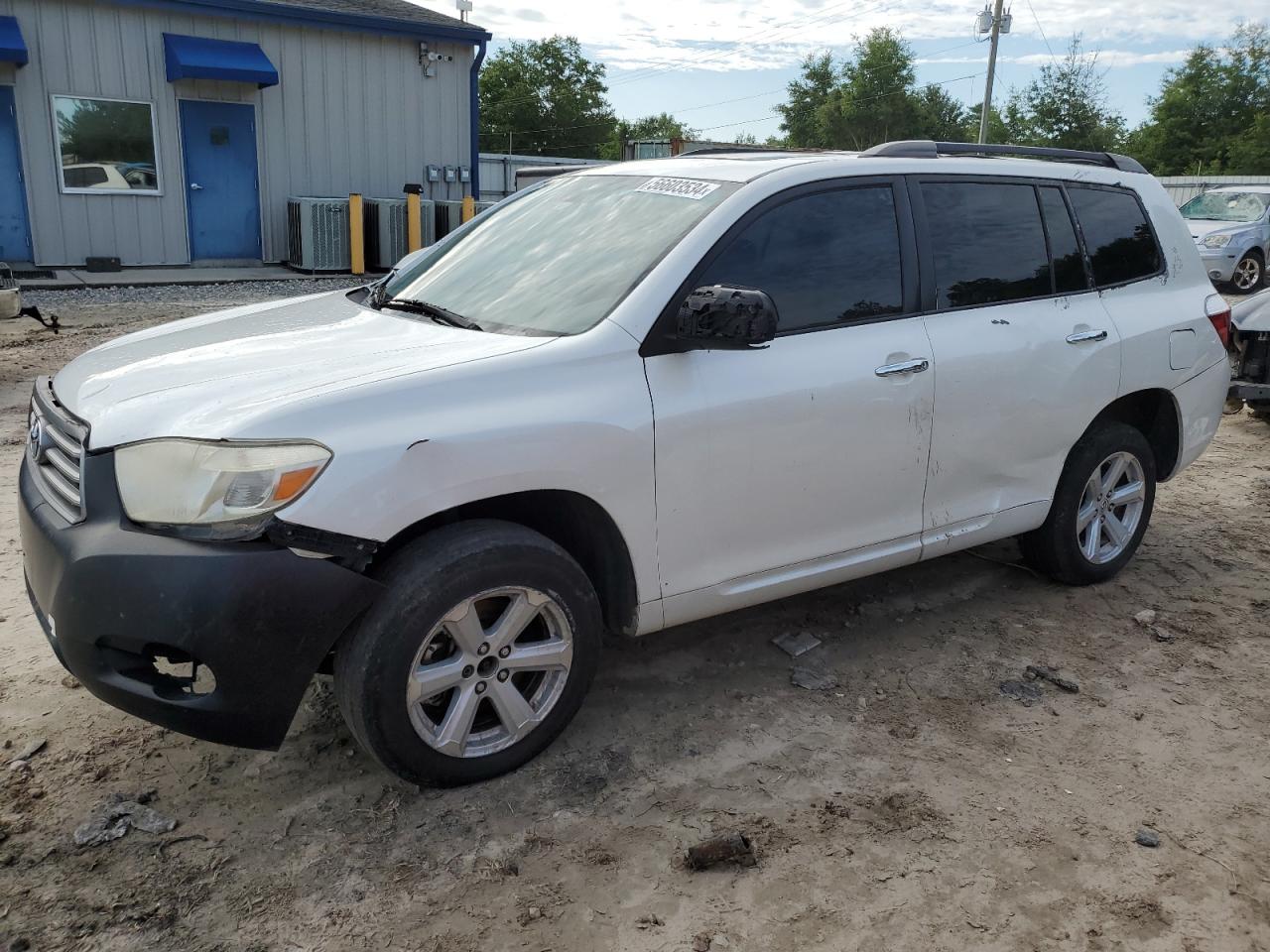 5TDKK3EH0AS018869 2010 Toyota Highlander Se