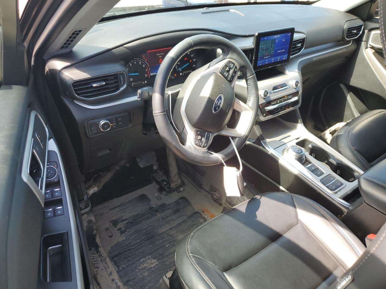 1FMSK7DHXNGB15789 2022 Ford Explorer Xlt