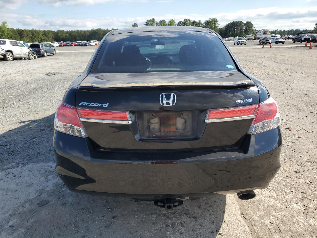 1HGCP2F71BA033113 2011 Honda Accord Ex