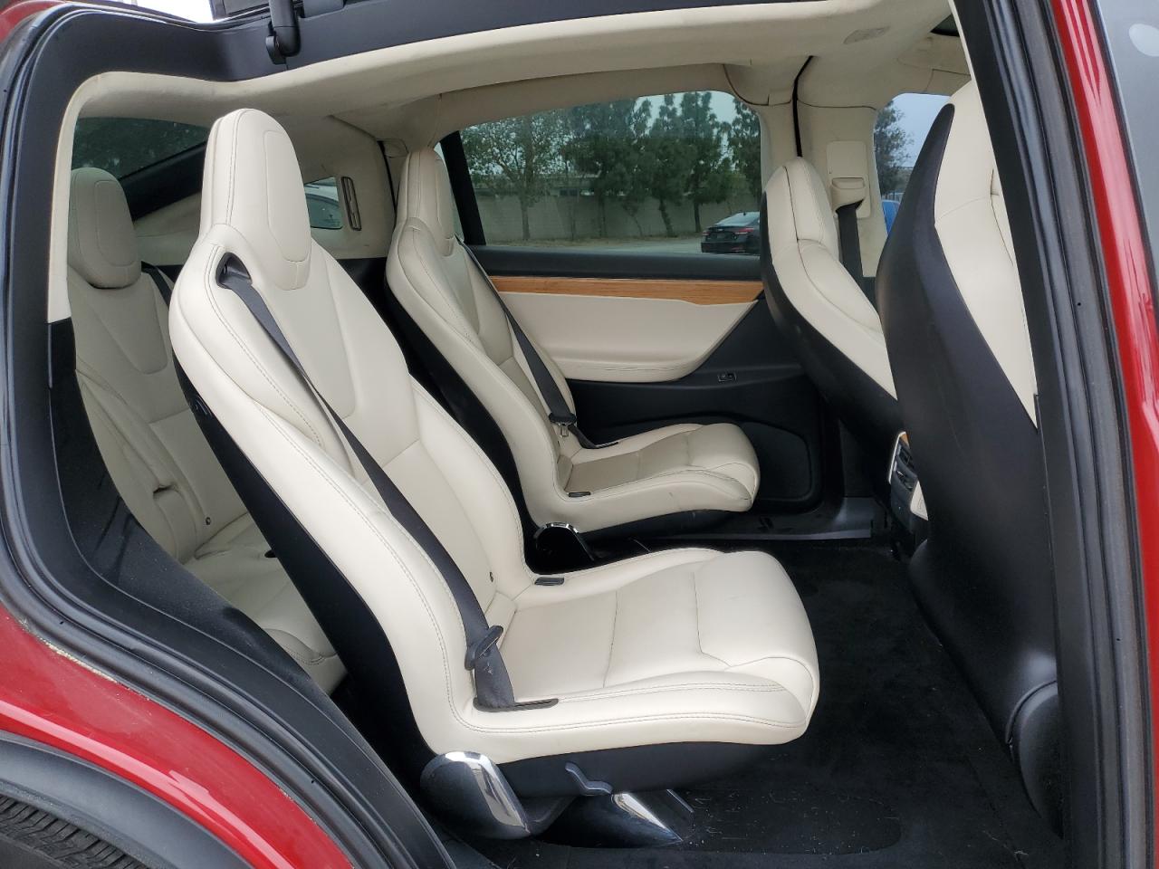 5YJXCBE25JF104059 2018 Tesla Model X