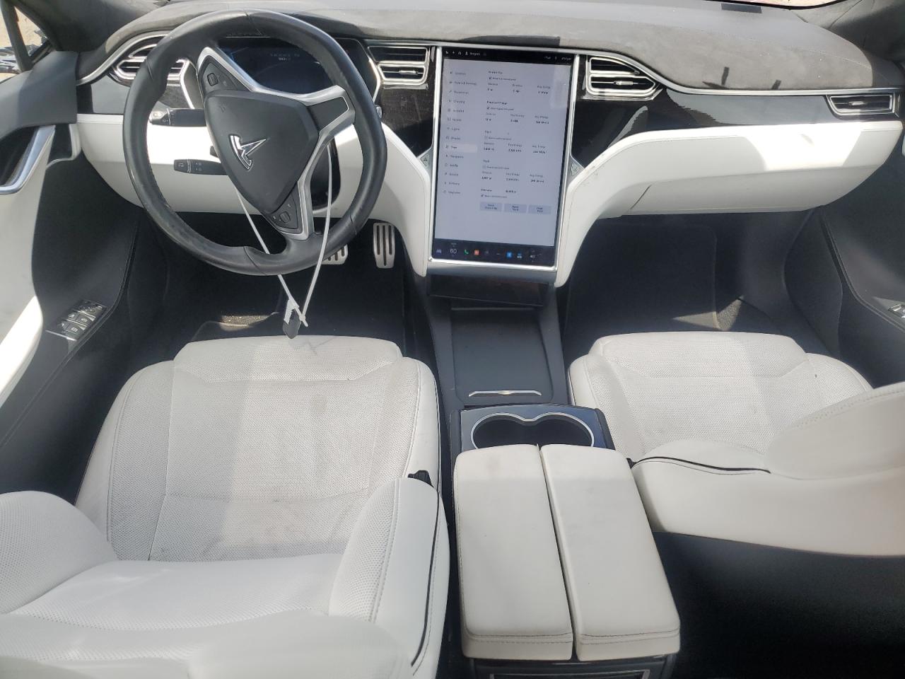 5YJSA1E27HF183724 2017 Tesla Model S