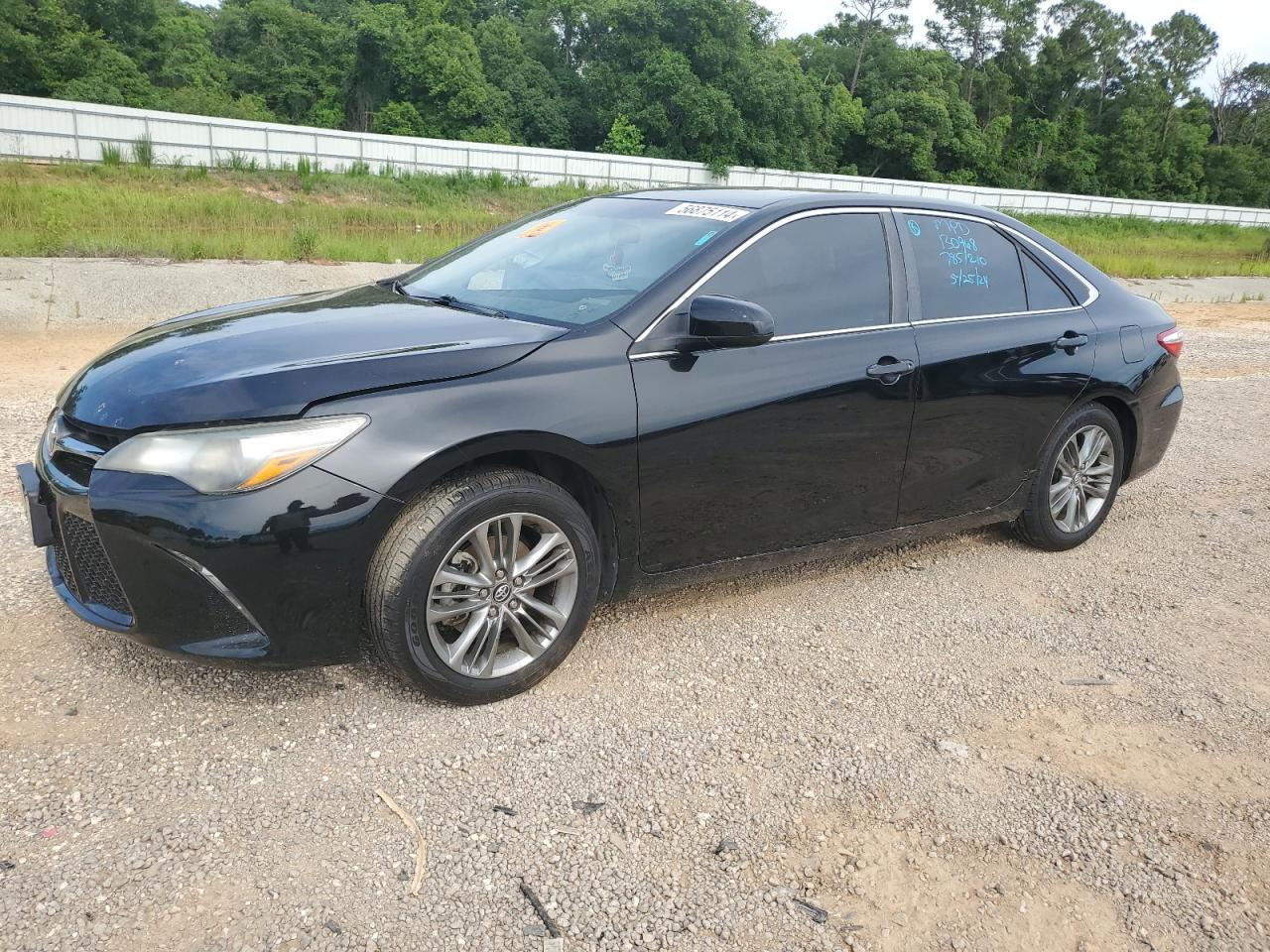 2016 Toyota CAMRY, LE