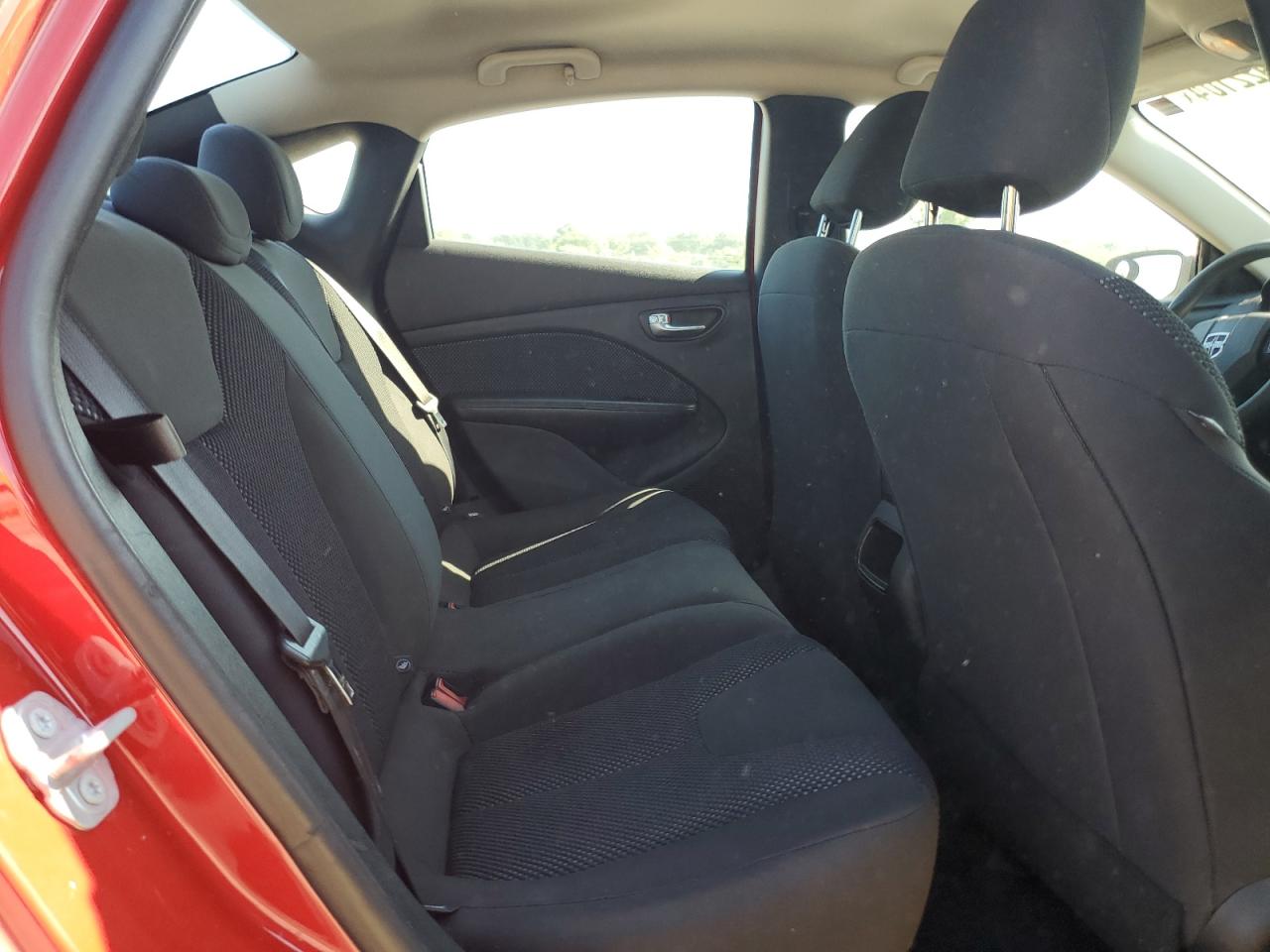 1C3CDFFA3GD819435 2016 Dodge Dart Sxt Sport