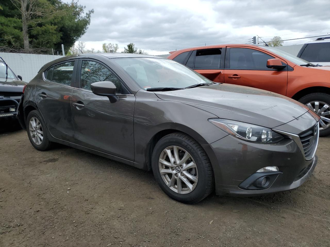 JM1BM1L7XG1290666 2016 Mazda 3 Touring