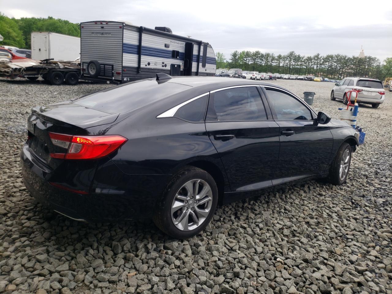 1HGCV1F1XJA172201 2018 Honda Accord Lx