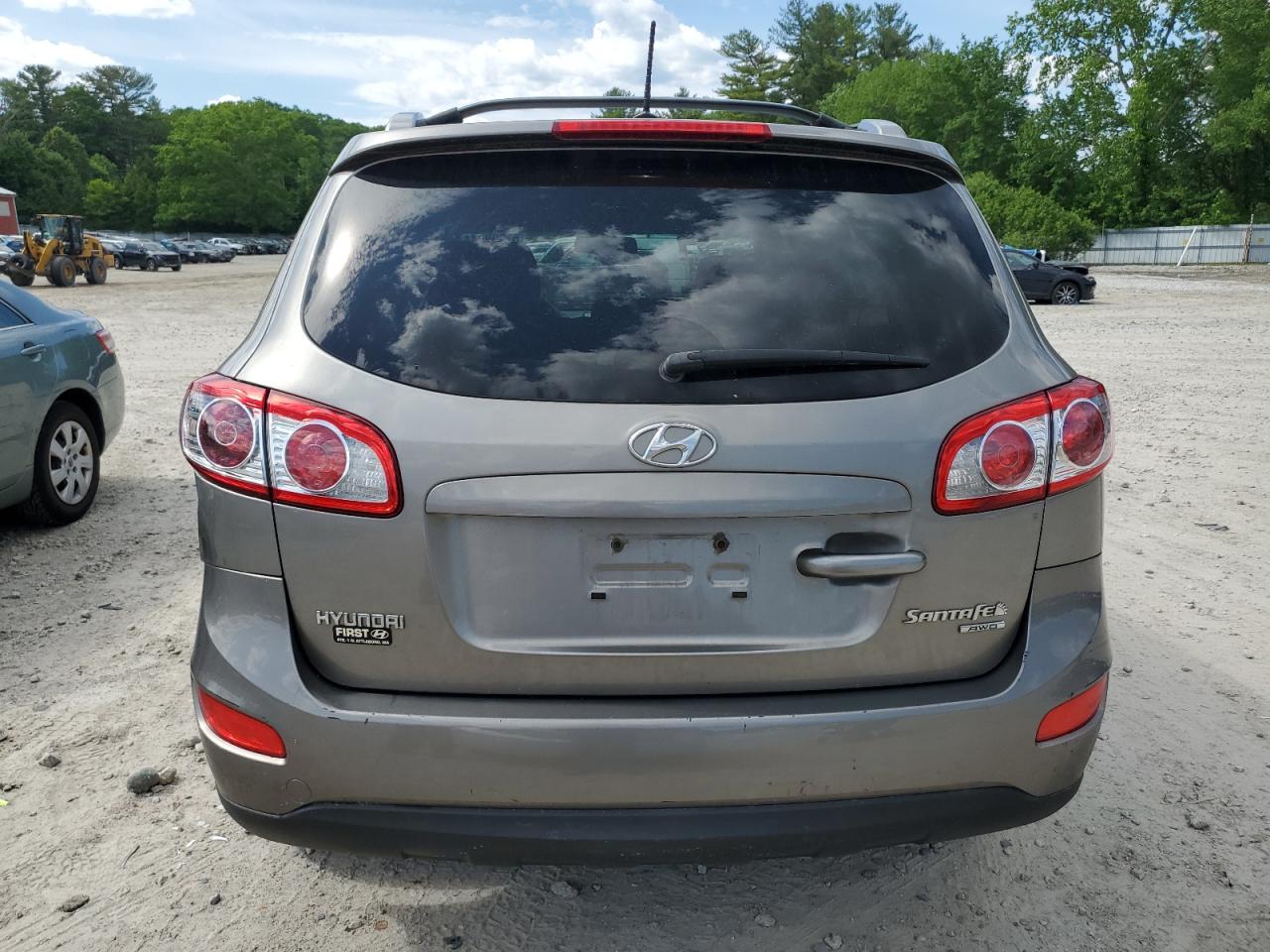 5XYZHDAG7BG008774 2011 Hyundai Santa Fe Se