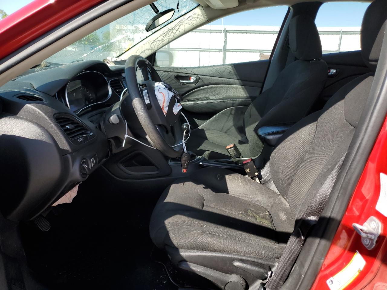 1C3CDFAA3DD328947 2013 Dodge Dart Se