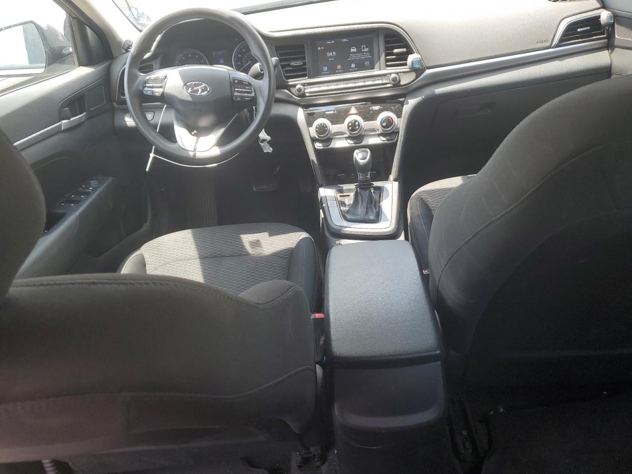 5NPD84LF9KH405622 2019 Hyundai Elantra Sel