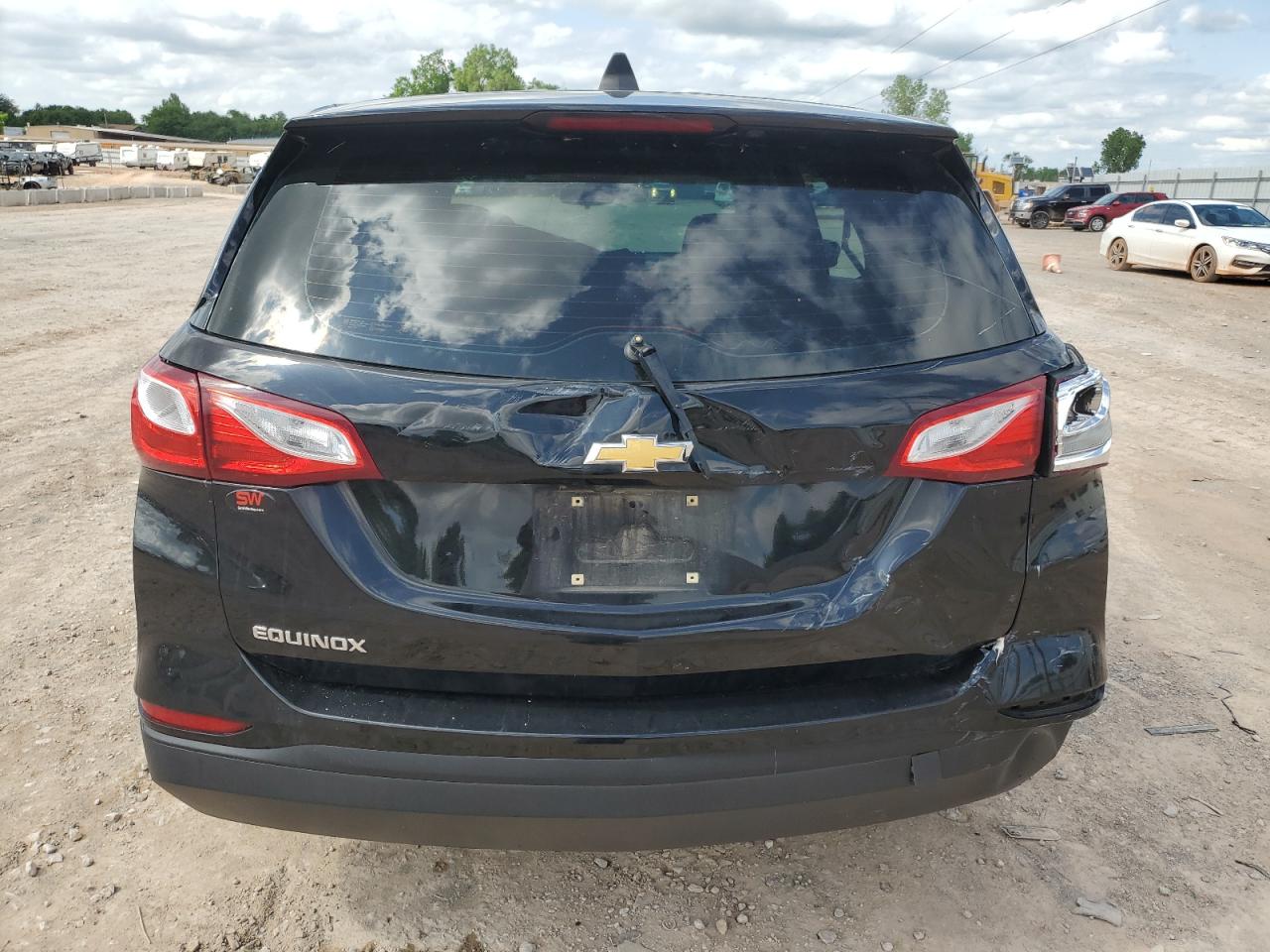 2GNAXHEV8K6216120 2019 Chevrolet Equinox Ls