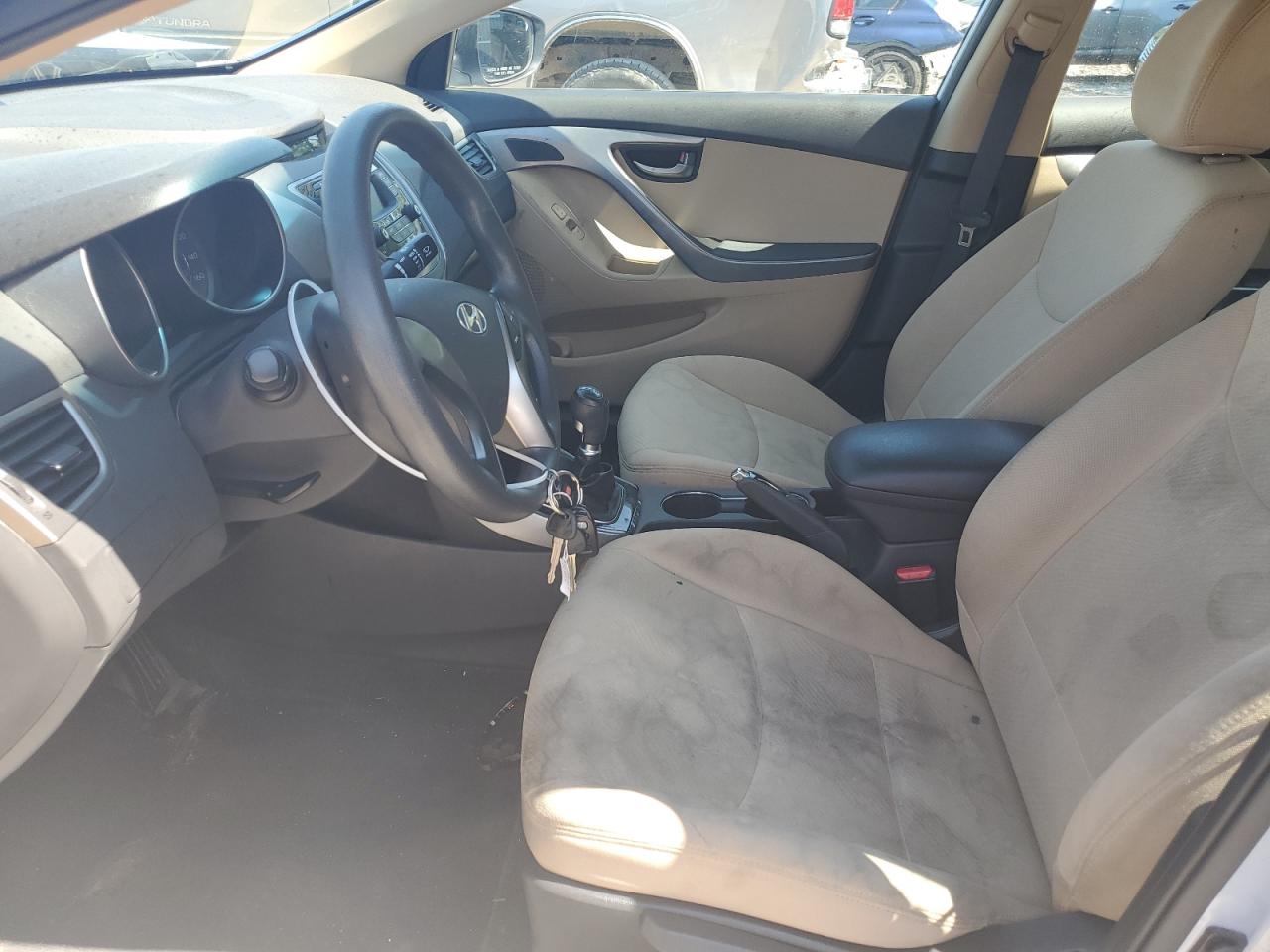 KMHDH4AE1DU764624 2013 Hyundai Elantra Gls