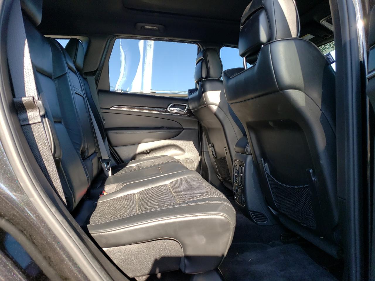 1C4RJFCG3FC191744 2015 Jeep Grand Cherokee Overland