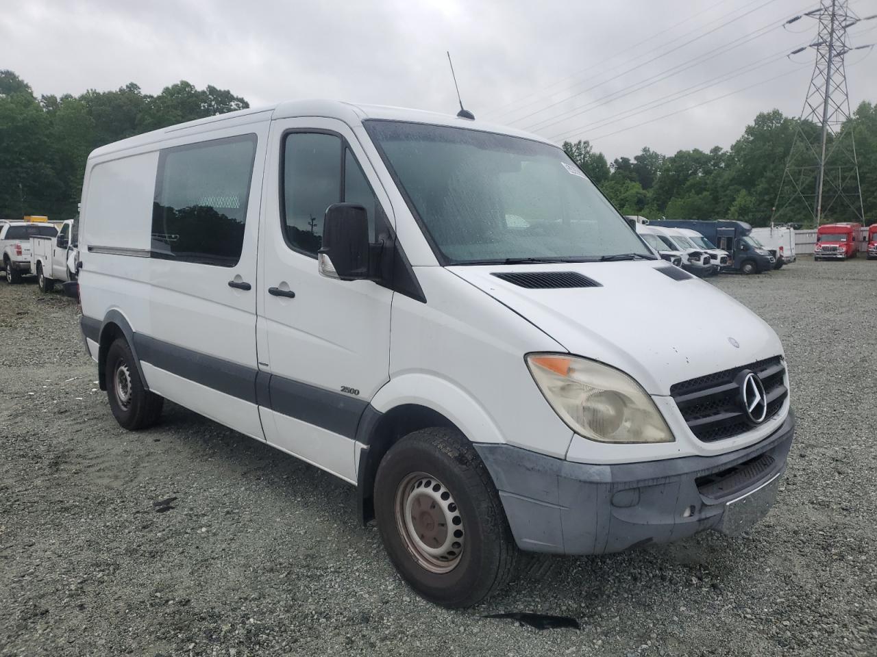 WD3PE7CC8B5592441 2011 Mercedes-Benz Sprinter 2500