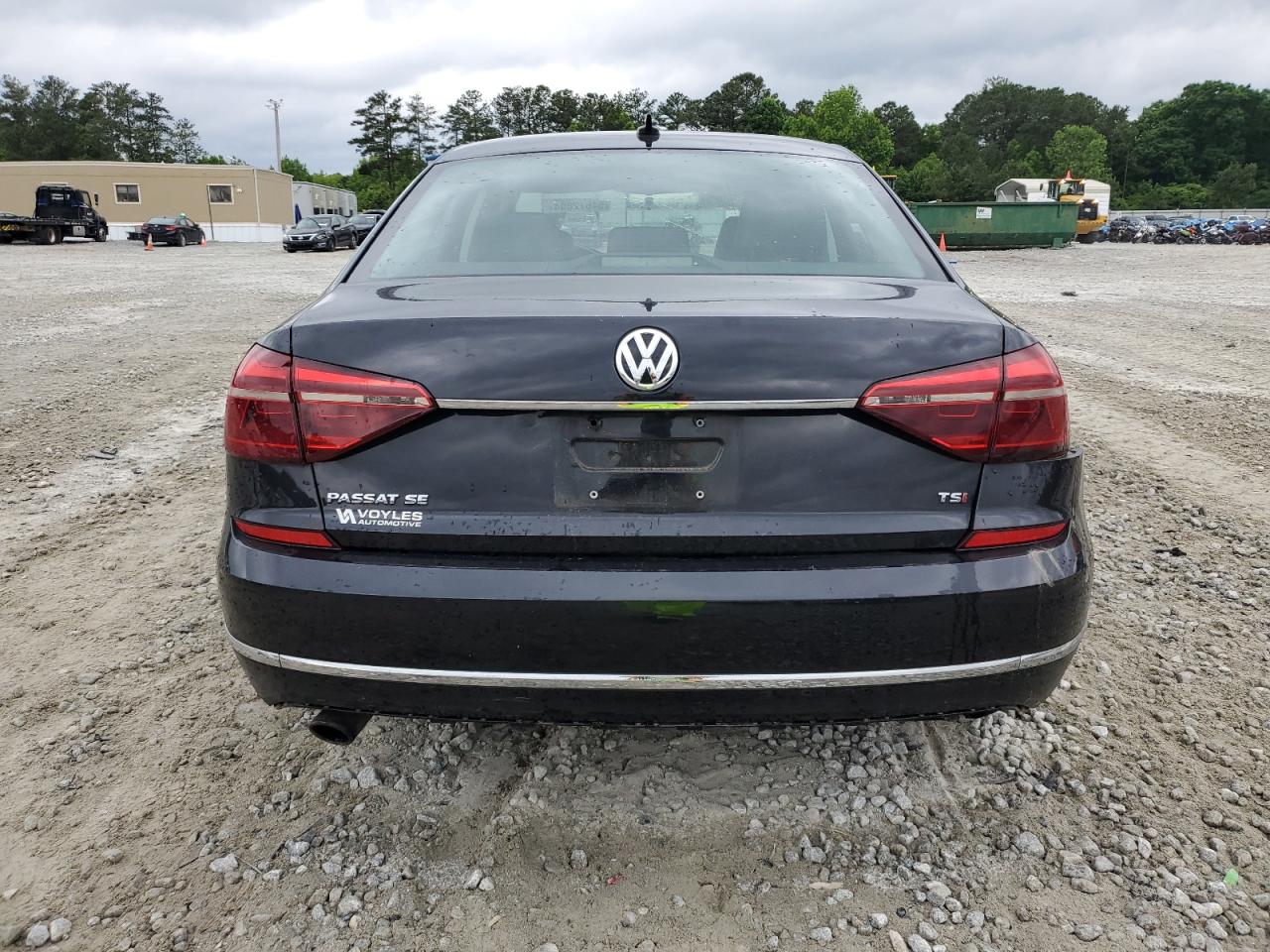 1VWBT7A38HC050279 2017 Volkswagen Passat Se