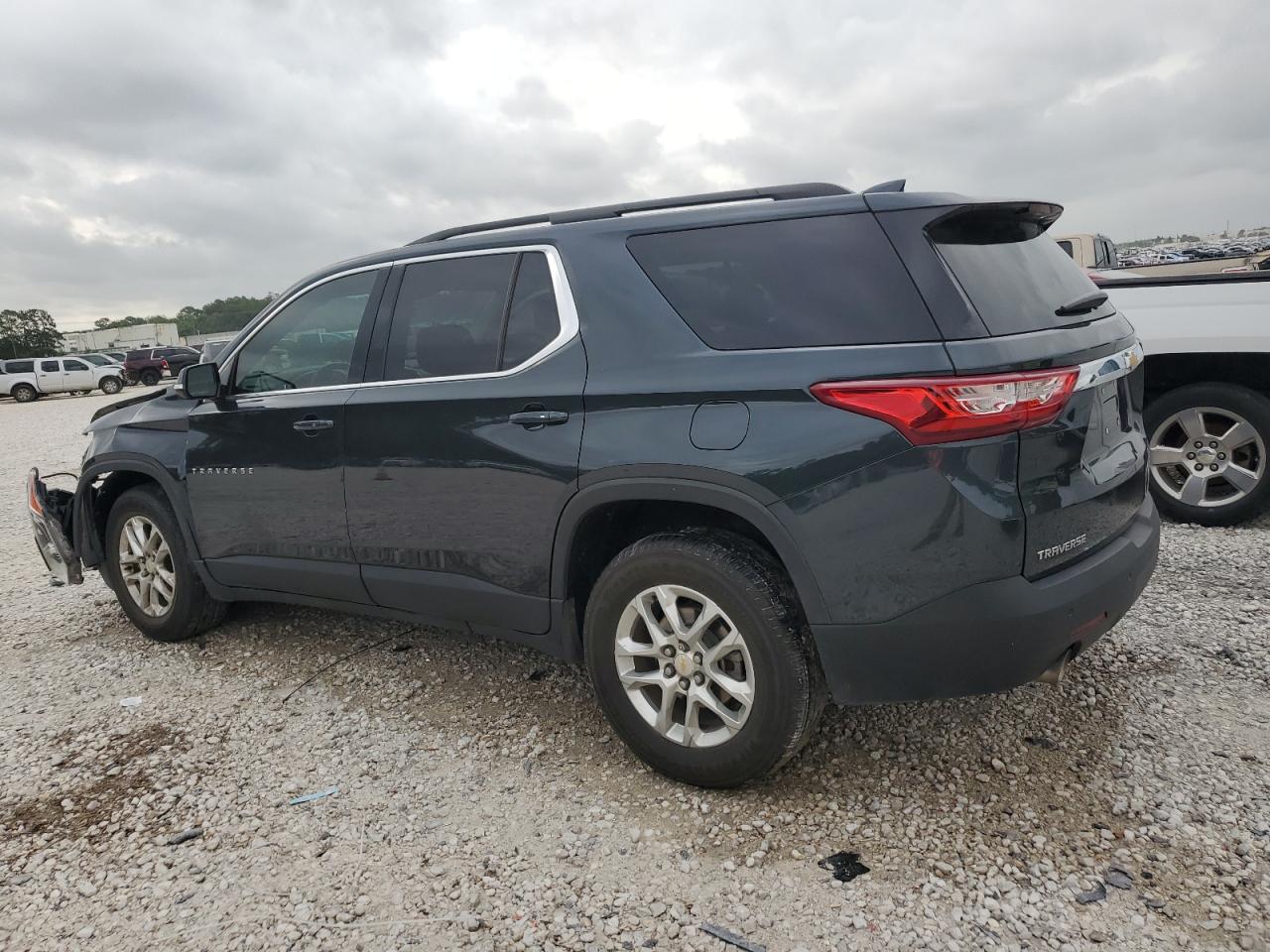 1GNERGKW9KJ283010 2019 Chevrolet Traverse Lt