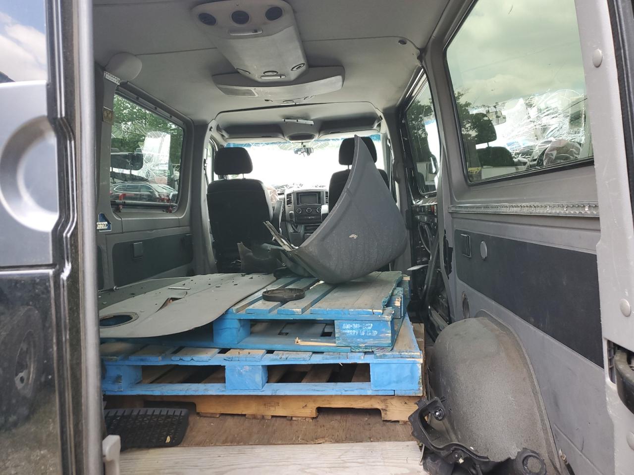 WDZPE7CC8B5582997 2011 Mercedes-Benz Sprinter 2500