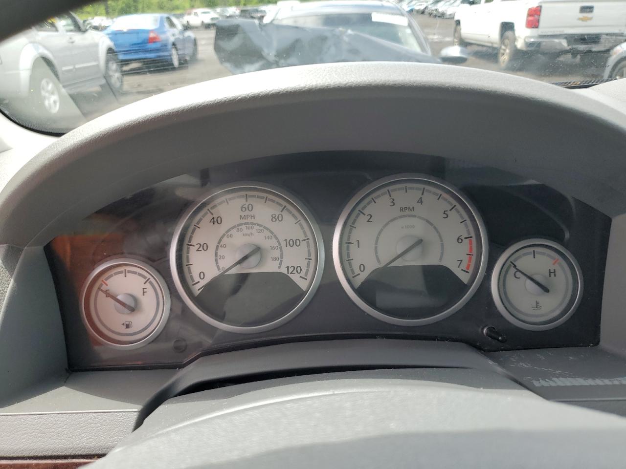 2A4RR4DE0AR322889 2010 Chrysler Town & Country Lx