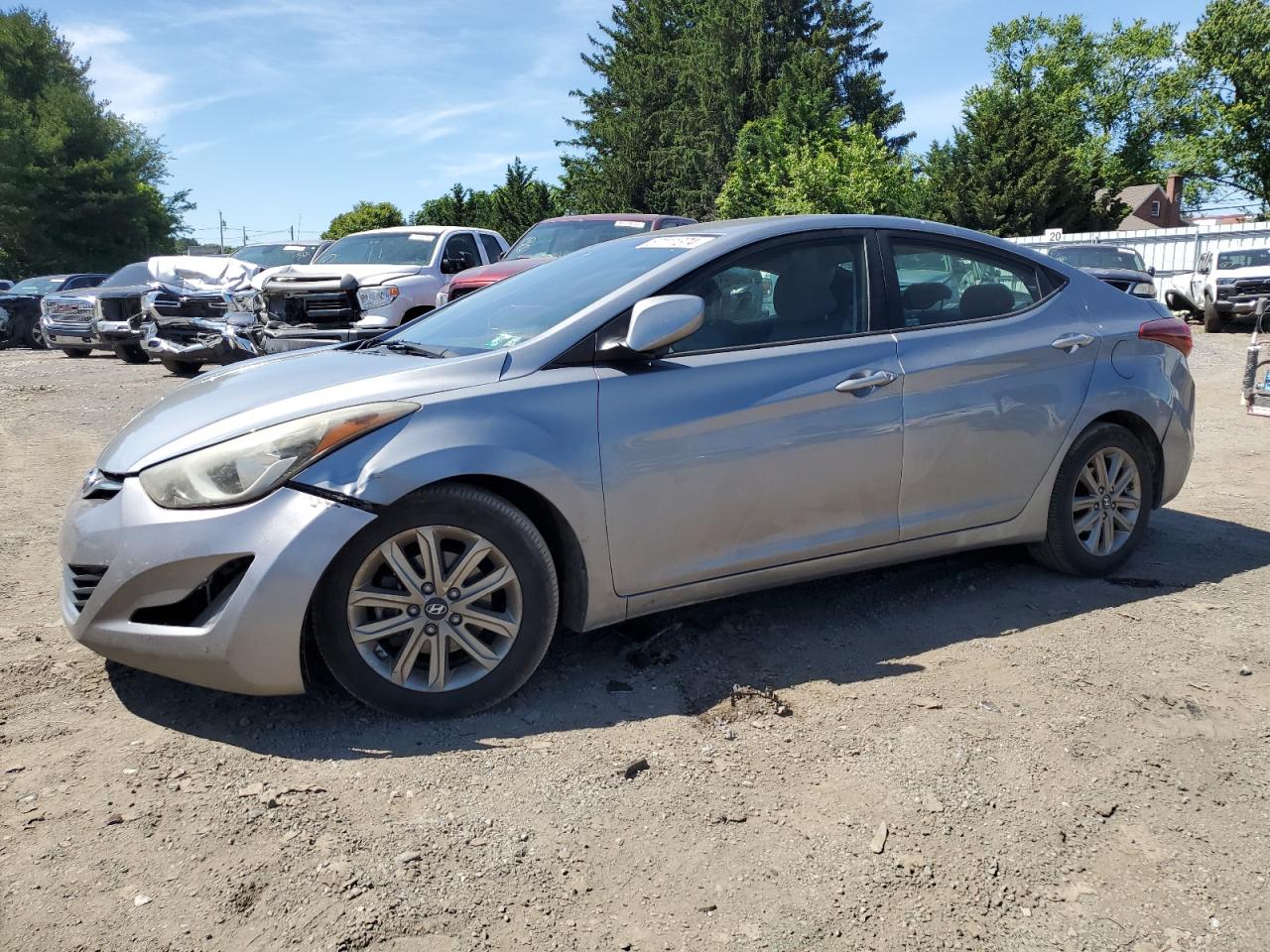  Salvage Hyundai ELANTRA