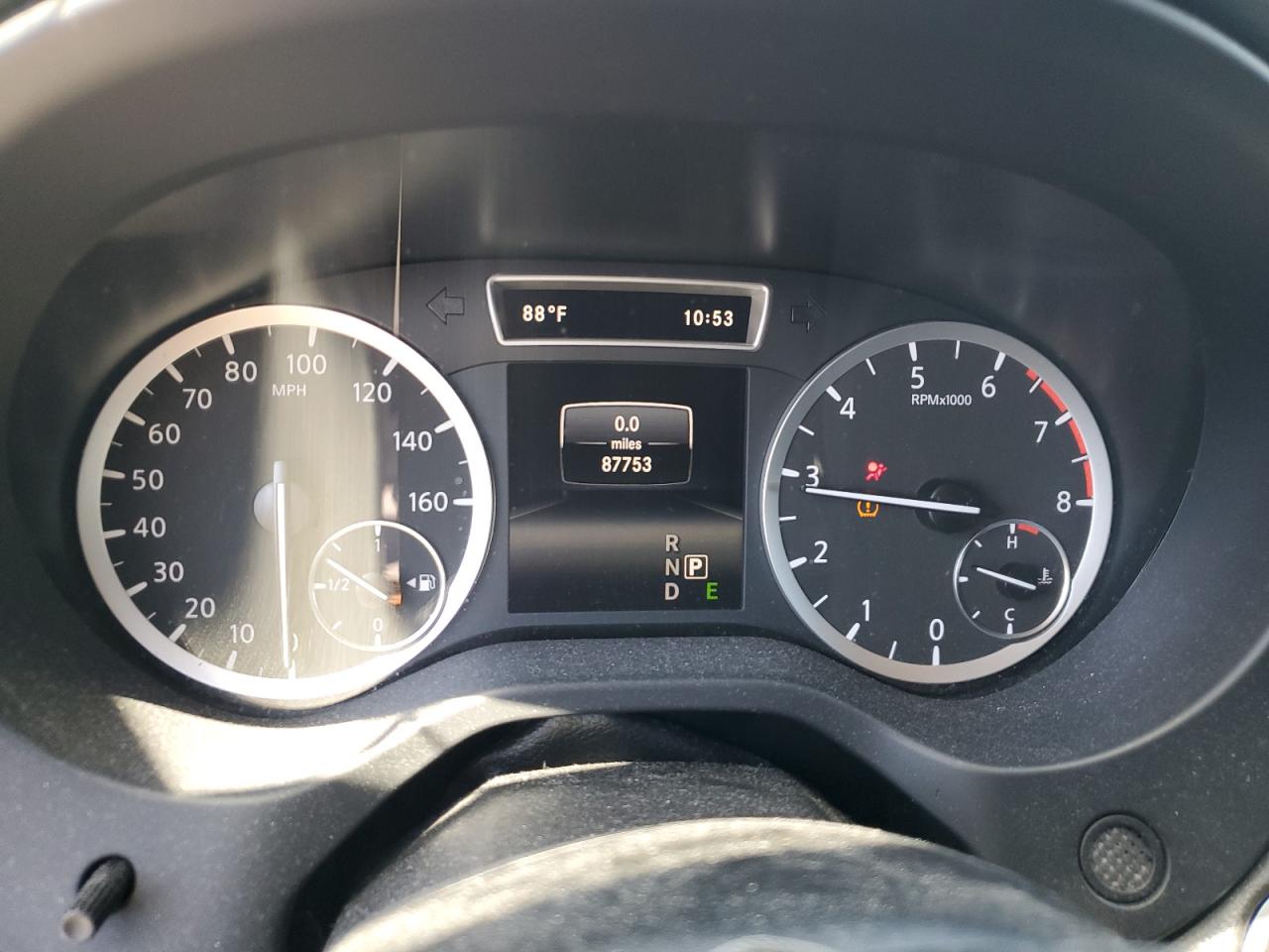 SJKCH5CR1HA023884 2017 Infiniti Qx30 Base