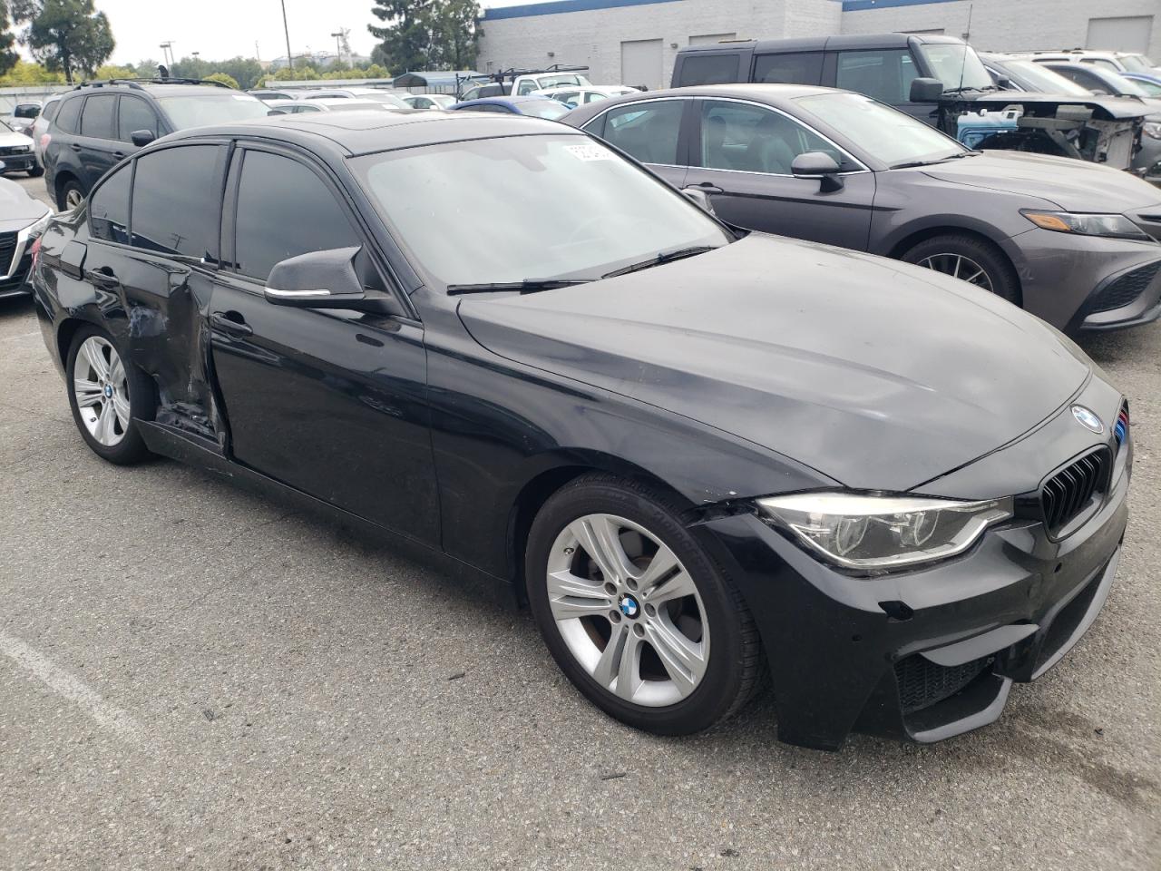 WBA8D9G37HNU62207 2017 BMW 330 Xi