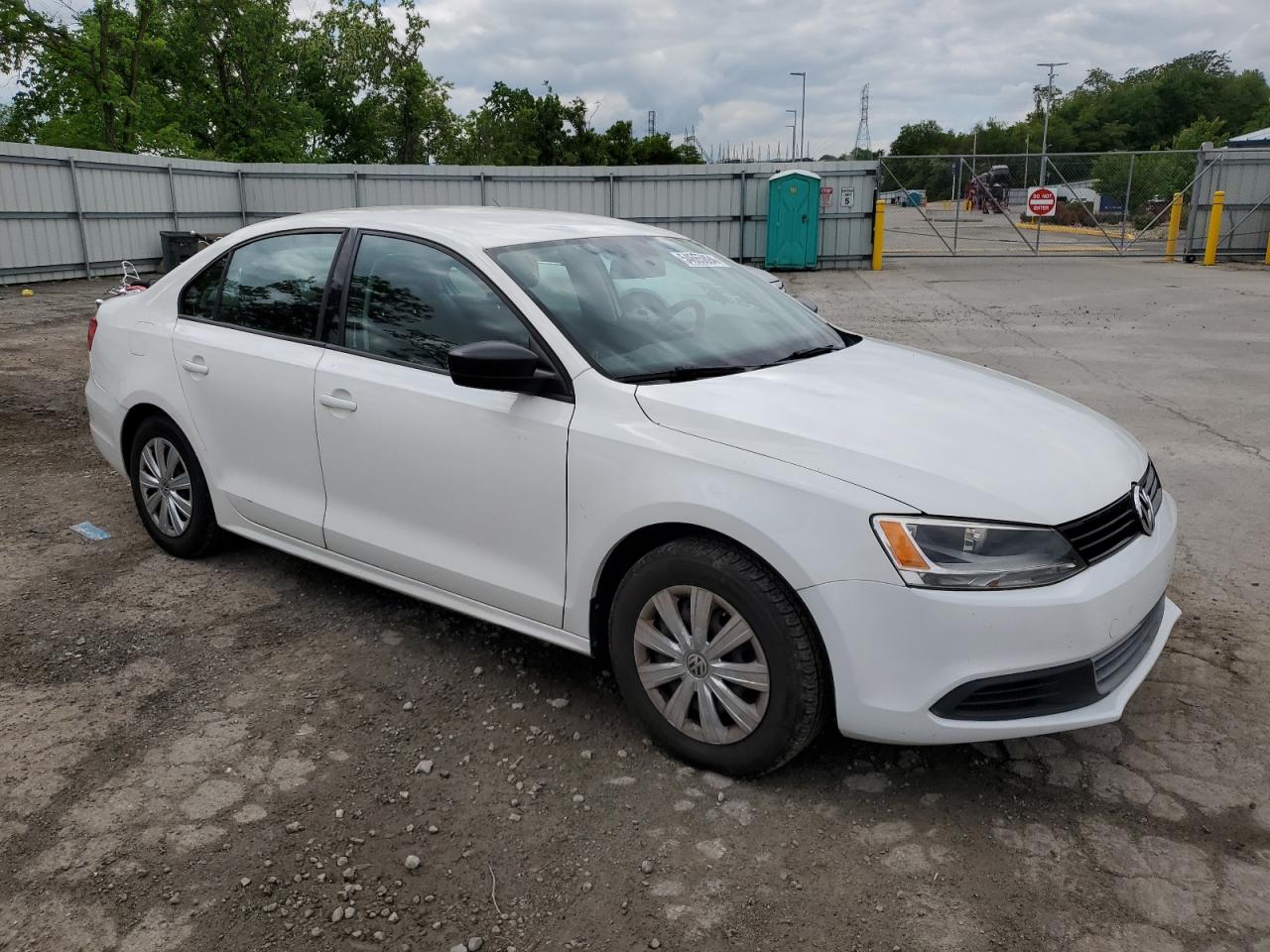 3VW2K7AJ5EM216091 2014 Volkswagen Jetta Base