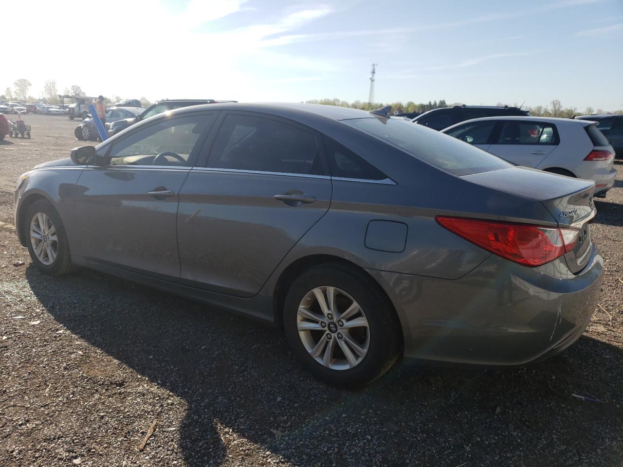 5NPEB4AC1DH754923 2013 Hyundai Sonata Gls