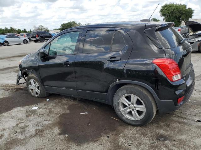 3GNCJKSBXLL320994 Chevrolet Trax LS 2