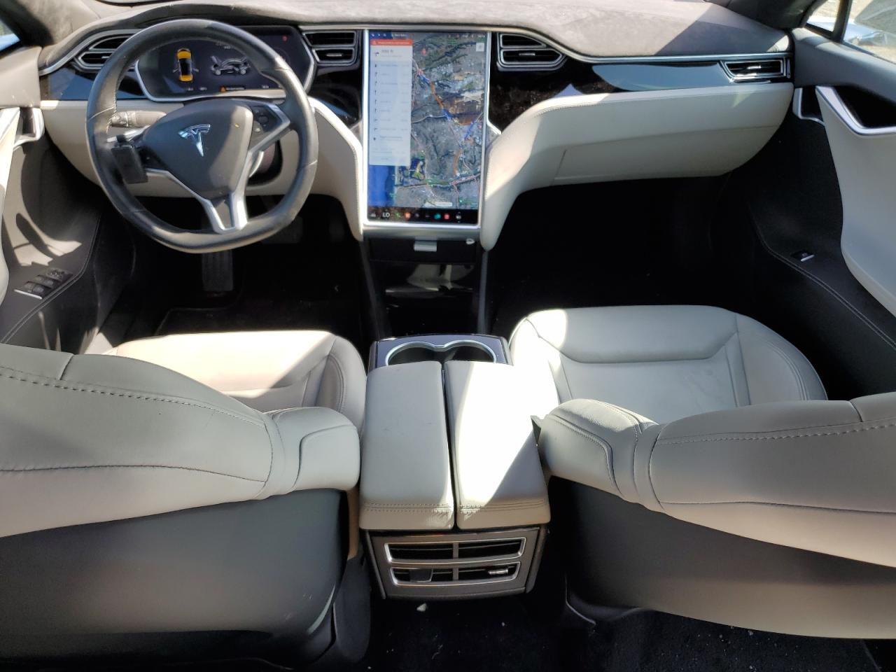 2015 Tesla Model S vin: 5YJSA1E20FF114094