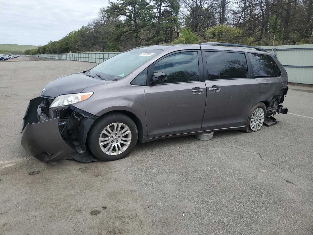 5TDYK3DC1GS731532 2016 Toyota Sienna Xle