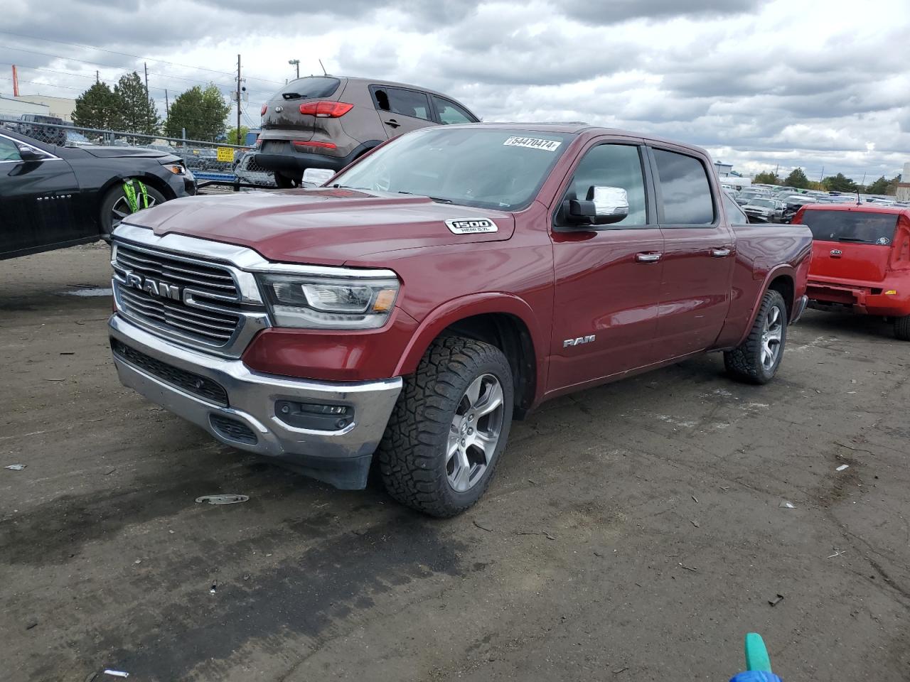 2019 Ram 1500 Laramie vin: 1C6SRFRT7KN725798