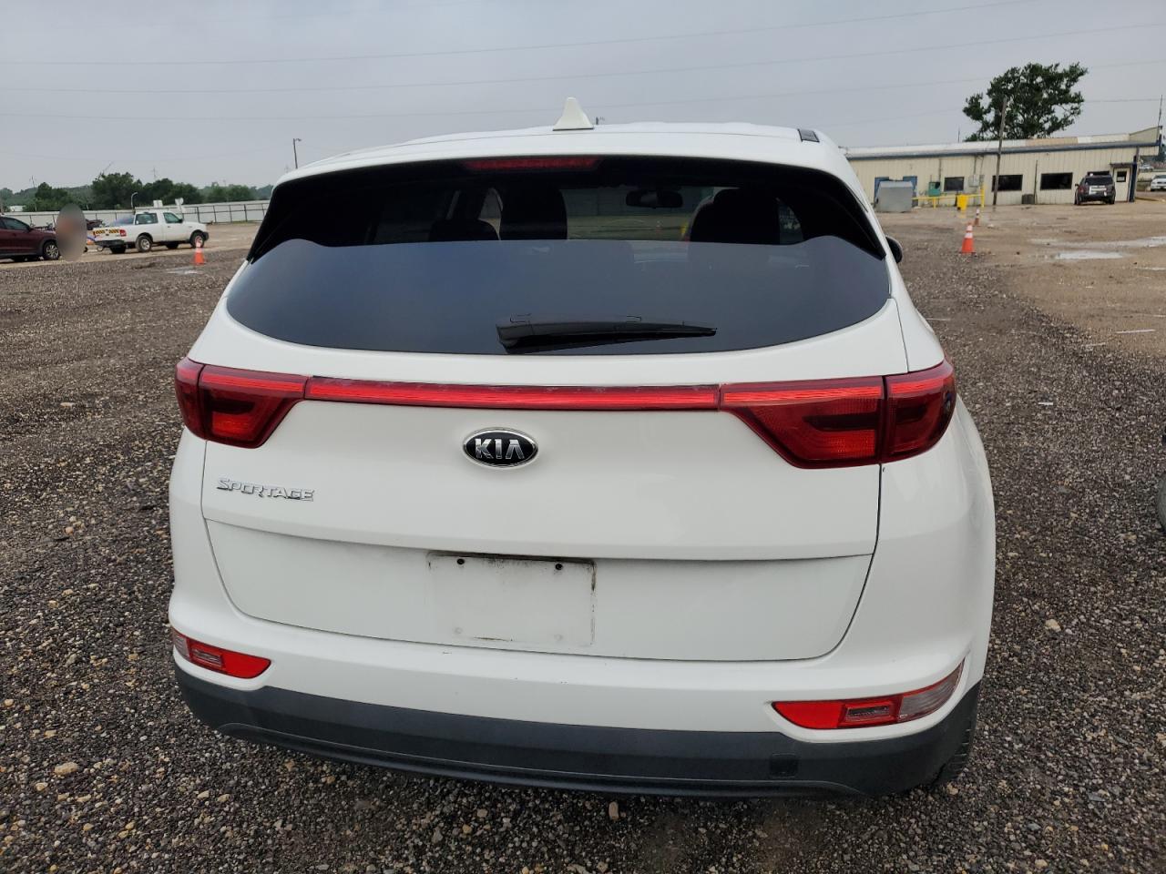 KNDPMCAC1K7595304 2019 Kia Sportage Lx