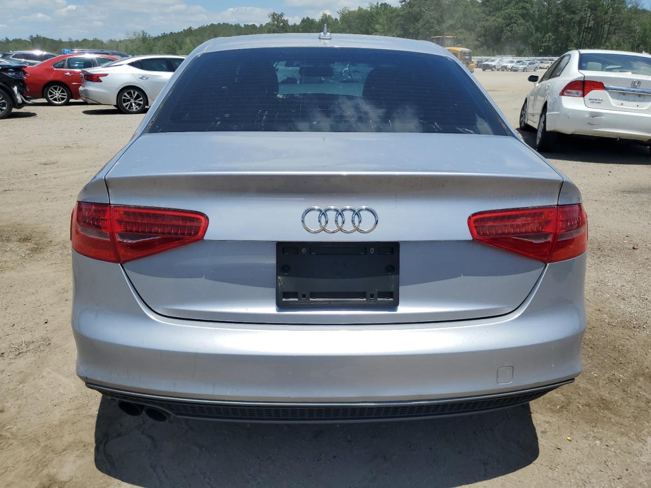 2015 Audi A4 Premium vin: WAUAFAFL9FN007984