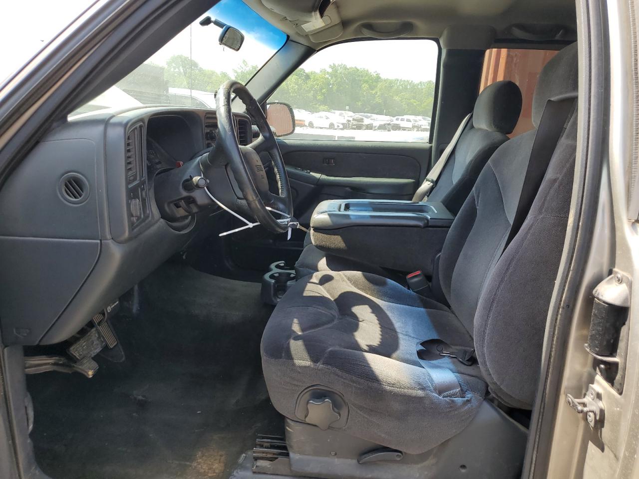 2GTEC19V511384185 2001 GMC New Sierra C1500