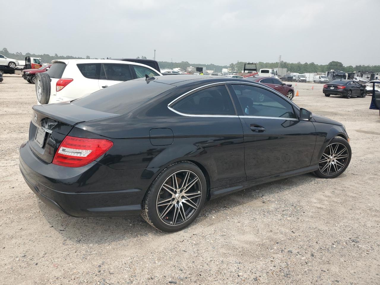 WDDGJ4HB4DG156084 2013 Mercedes-Benz C 250