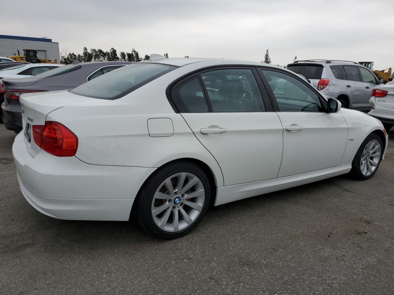 WBAPH5G58BNM82399 2011 BMW 328 I Sulev