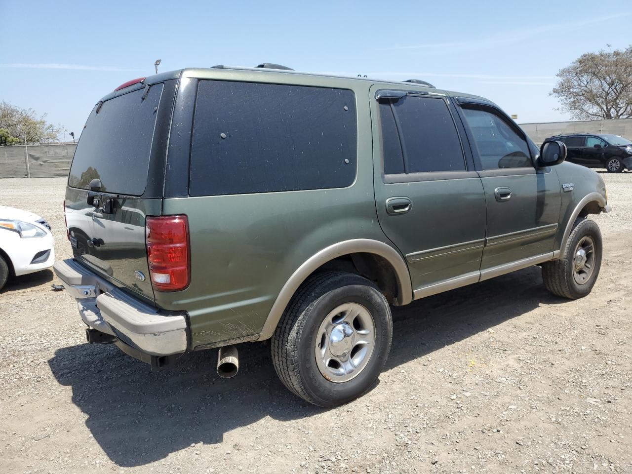 1FMPU18L71LA56746 2001 Ford Expedition Eddie Bauer