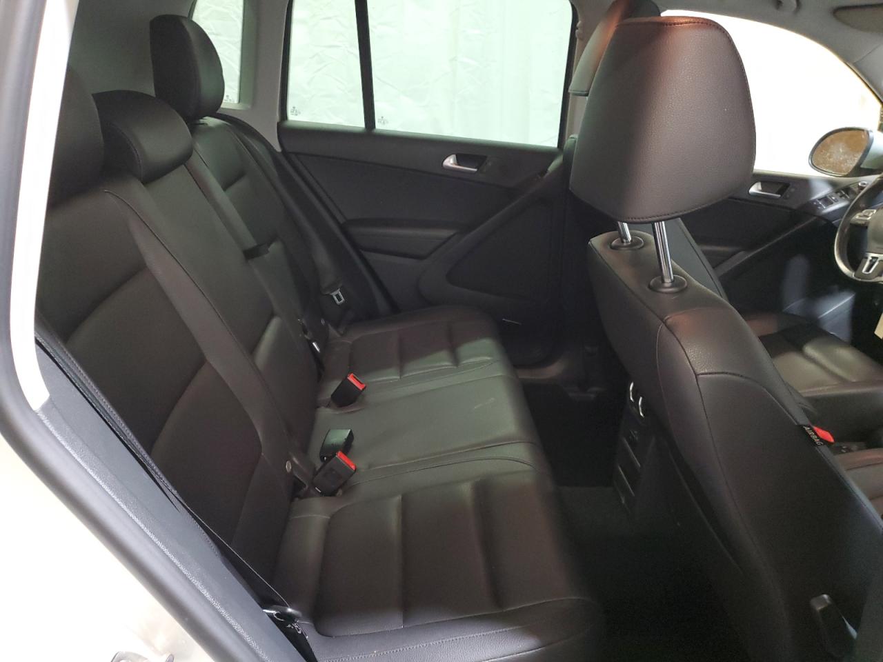 WVGBV3AX8EW578855 2014 Volkswagen Tiguan S