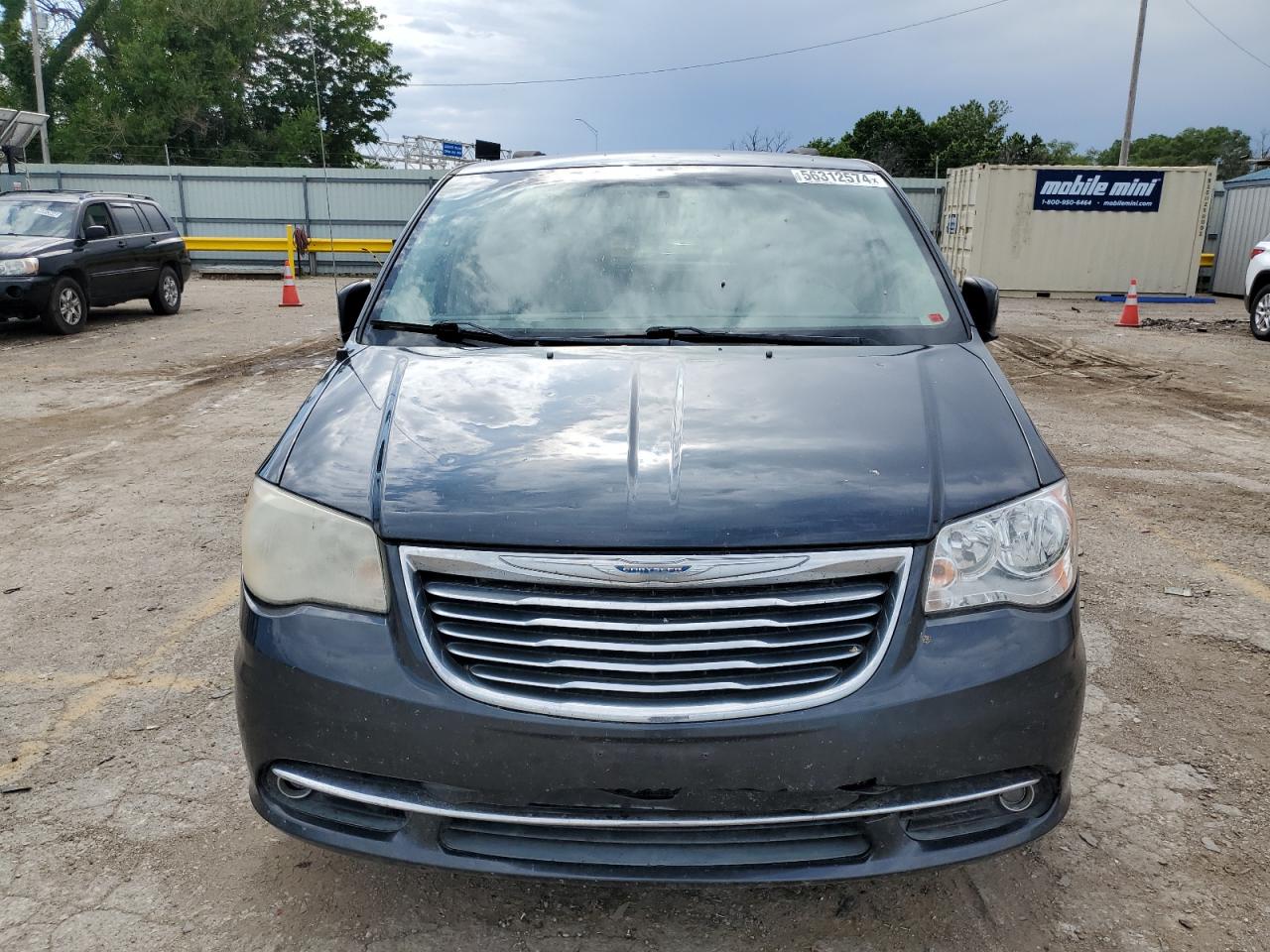 Lot #2888557122 2014 CHRYSLER TOWN & COU