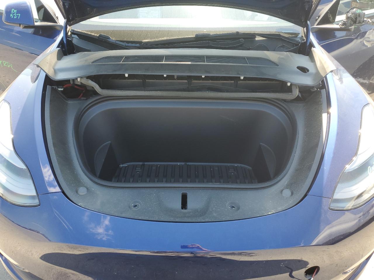 7SAYGDEE3PF663295 2023 Tesla Model Y