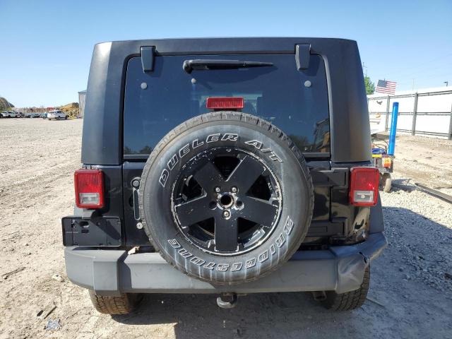 2007 Jeep Wrangler X VIN: 1J4GA39167L124365 Lot: 53393944
