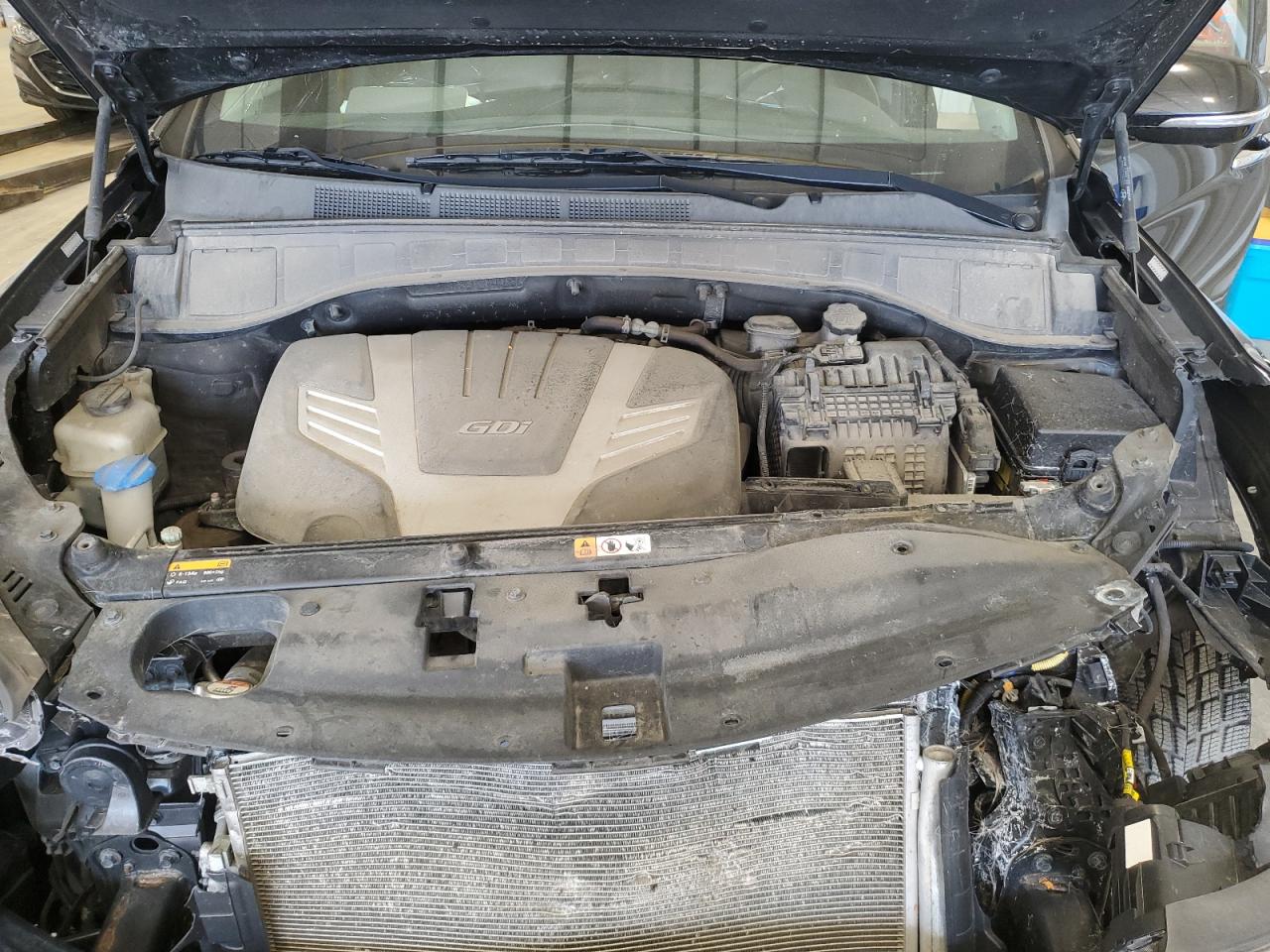 KM8SRDHF1HU240284 2017 Hyundai Santa Fe Se Ultimate