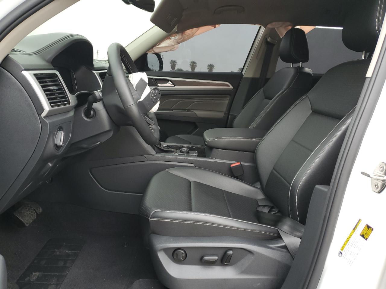 1V2KR2CA3PC543509 2023 Volkswagen Atlas Se