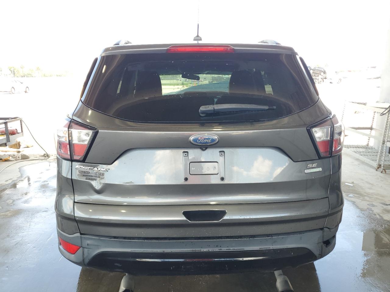 1FMCU0GDXHUC84618 2017 Ford Escape Se